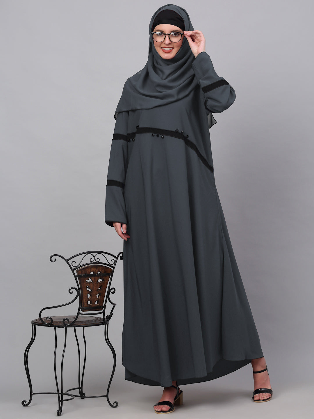 Klotthe Women Grey Embellished Burqa With Scarves