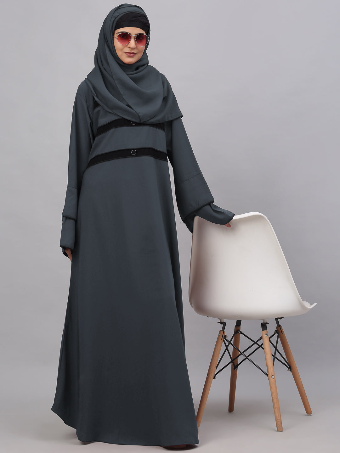 Klotthe Women Grey Embellished Burqa With Scarves