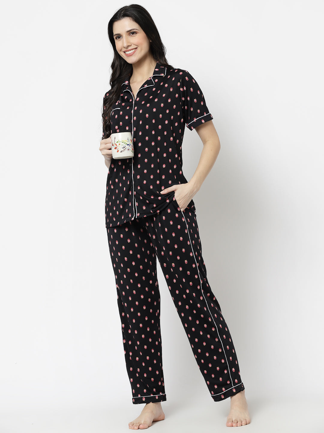 Klotthe Women Black Floral Print Night Suit